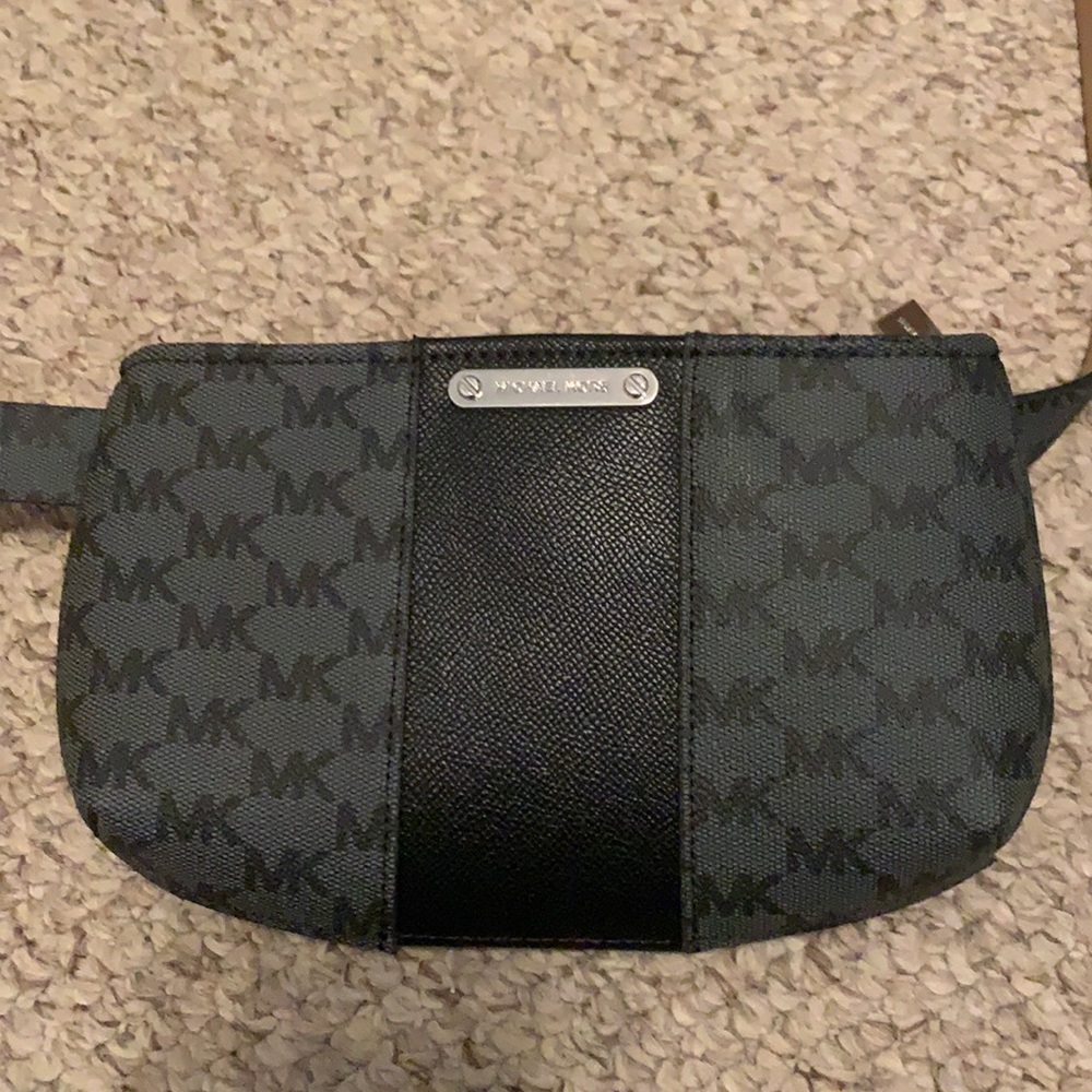 NWT Michael Kors Fanny pack